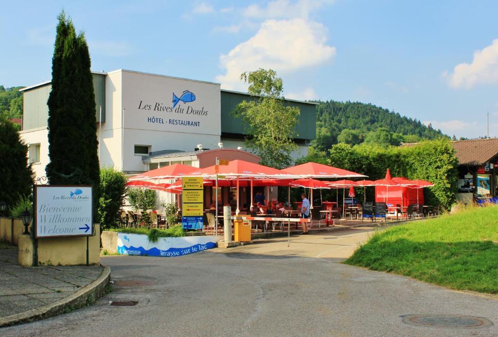 Hotel Les Rives Du Doubs Les Brenets Exteriér fotografie