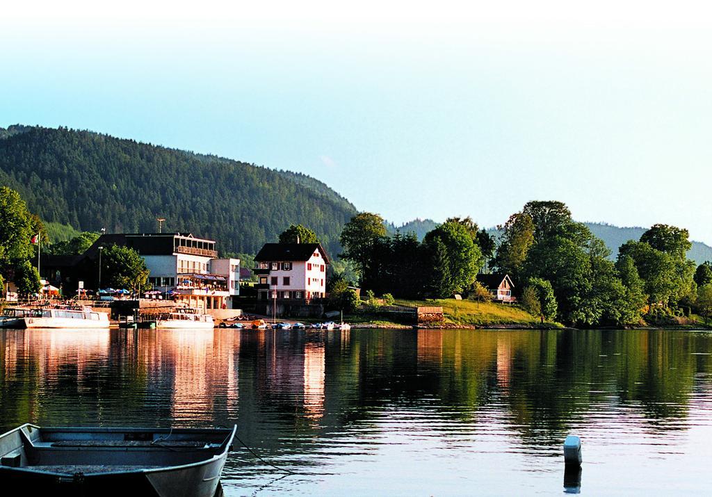 Hotel Les Rives Du Doubs Les Brenets Exteriér fotografie