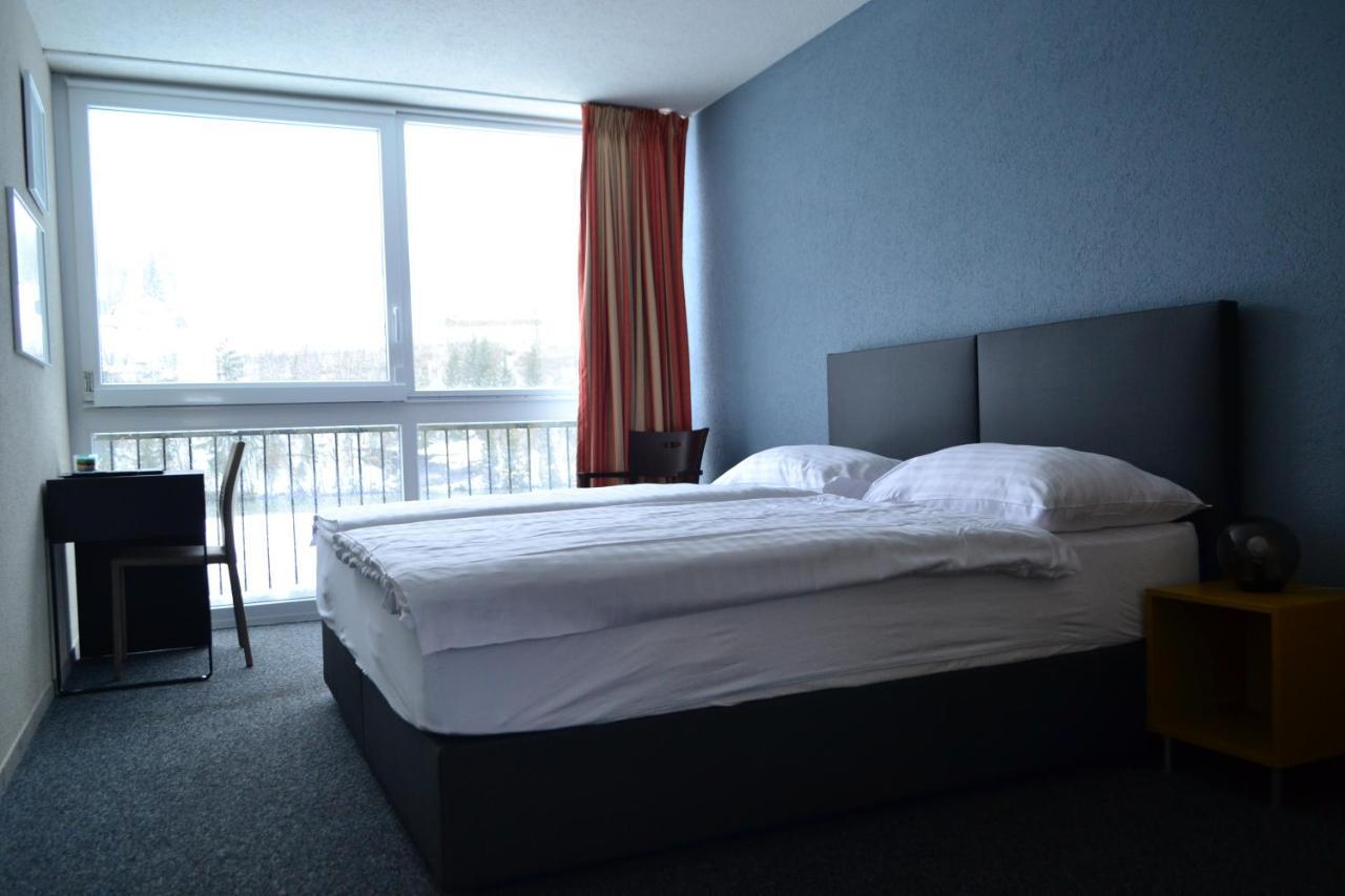 Hotel Les Rives Du Doubs Les Brenets Exteriér fotografie